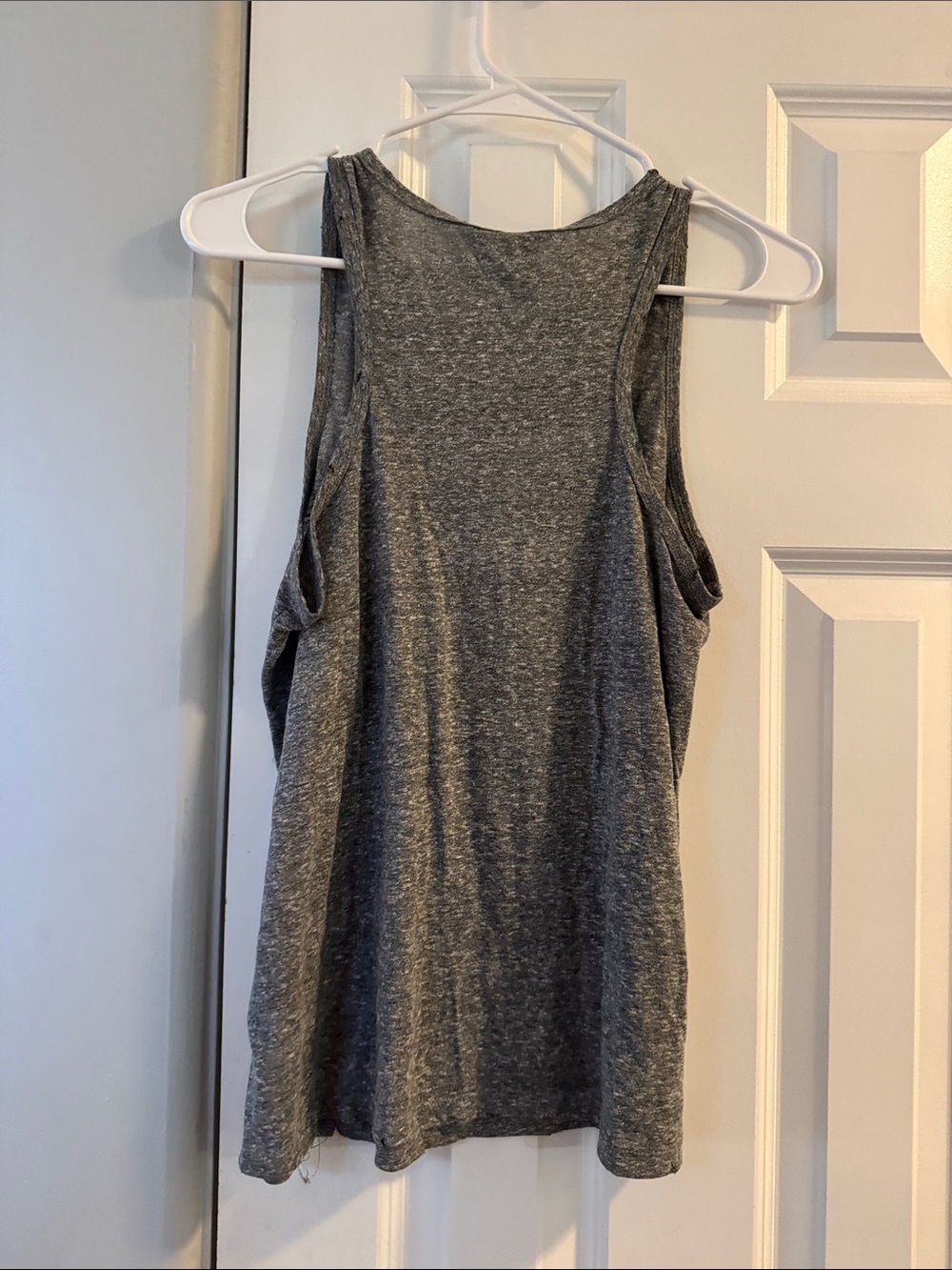 White Crow Gray 'Caliente' Graphic Tank with Red Chili - Picture 5 of 5